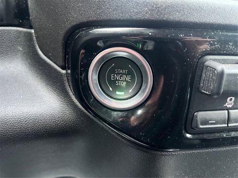 Used 2023 Chevrolet Silverado 1500 RST image 45