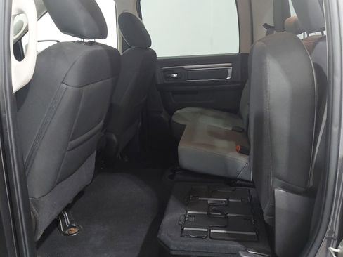 Used 2023 RAM 1500 Classic SLT AWD/4WD image 15