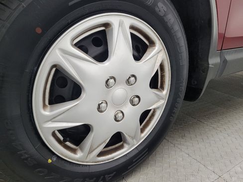 Used 2020 Nissan Rogue Sport S image 31