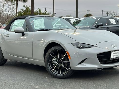 New 2025 MAZDA MX-5 Miata Grand Touring image 2
