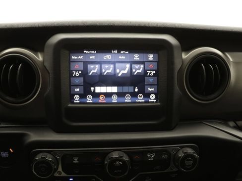 Used 2023 Jeep Wrangler Unlimited image 22