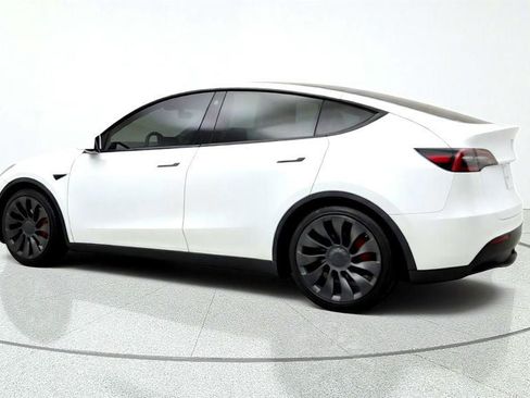 Used 2022 Tesla Model Y Performance AWD/4WD image 7