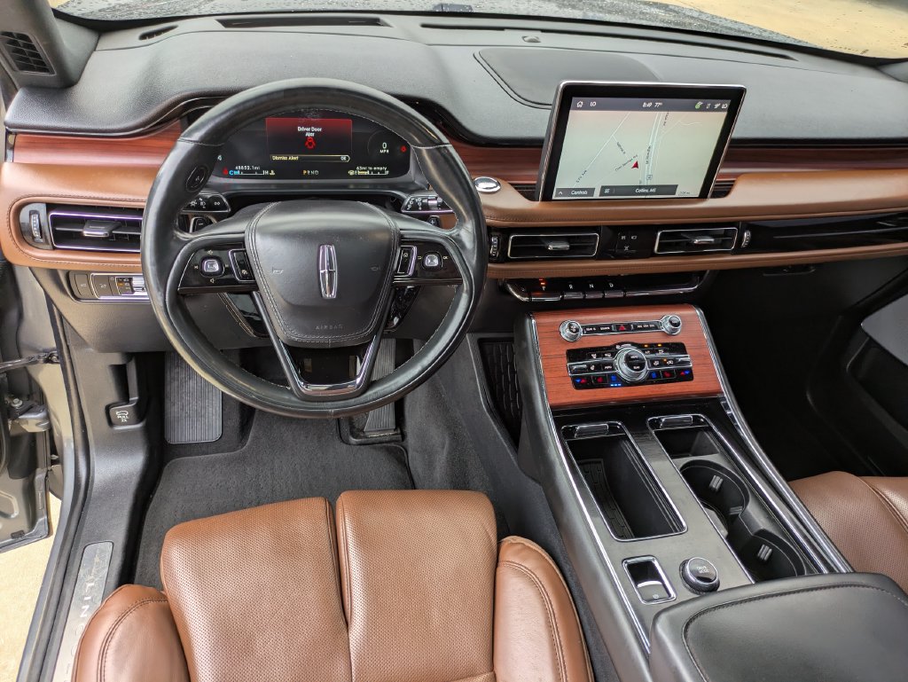 Used 2023 Lincoln Aviator Reserve w/ Equipment Group 201A RWD image 10