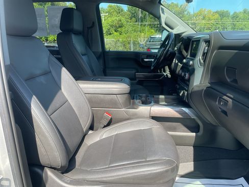 Certified 2022 Chevrolet Silverado 2500 LTZ w/ LTZ Premium Package AWD/4WD image 13