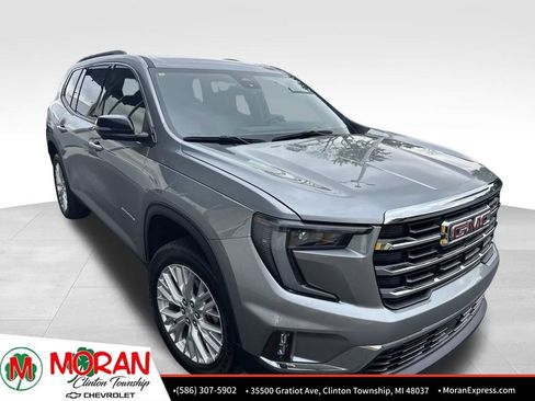 Certified 2024 GMC Acadia Elevation w/ Luxury Package FWD image 2