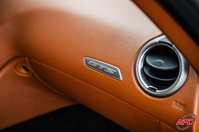 Used 2014 SRT Viper GTS w/ GTS Laguna Interior Package RWD image 32