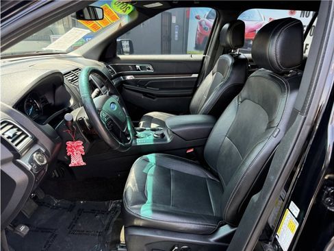 Used 2016 Ford Explorer Limited image 18