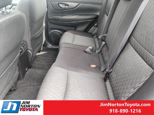 Used 2019 Nissan Rogue SV w/ Sun & Sound Touring Package FWD image 30