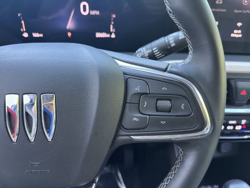 Used 2024 Buick Encore GX Avenir w/ Avenir Technology Package FWD image 27