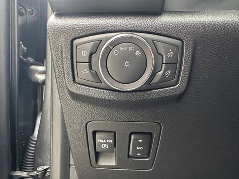 Used 2018 Ford F150 XLT w/ Equipment Group 302A Luxury RWD image 26
