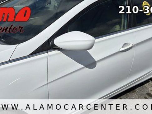 Used 2011 Hyundai Sonata GLS w/ Popular Equipment Pkg 2 image 9