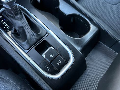 Used 2019 Hyundai Santa Fe SE image 29