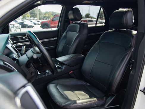 Used 2017 Ford Explorer Sport w/ Equipment Group 401A AWD/4WD image 20
