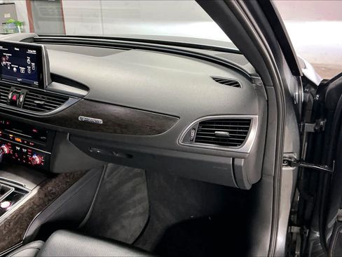 Used 2017 Audi S6 Prestige image 19