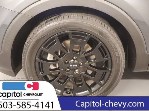 Used 2022 Kia Telluride EX w/ EX Premium Package AWD/4WD image 9