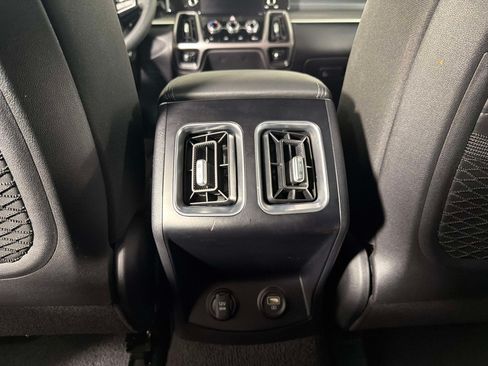 Used 2023 Kia Sorento LX FWD image 32