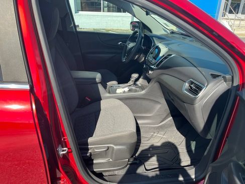 Used 2022 Chevrolet Equinox LT FWD image 14