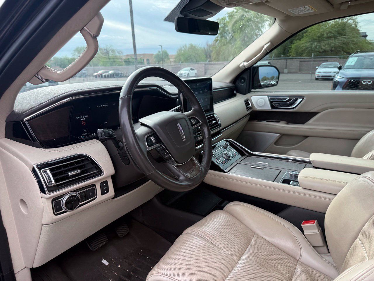 Used 2021 Lincoln Navigator L Reserve AWD/4WD image 15
