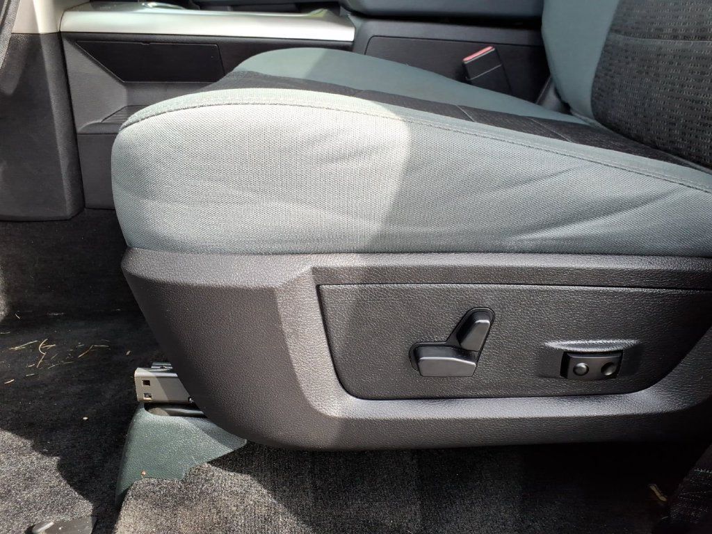 Used 2015 RAM 1500 Big Horn AWD/4WD image 15
