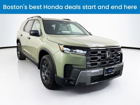 Used 2026 Honda Pilot TrailSport image 1