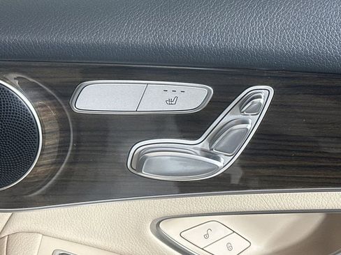 Used 2022 Mercedes-Benz GLC 300 image 16
