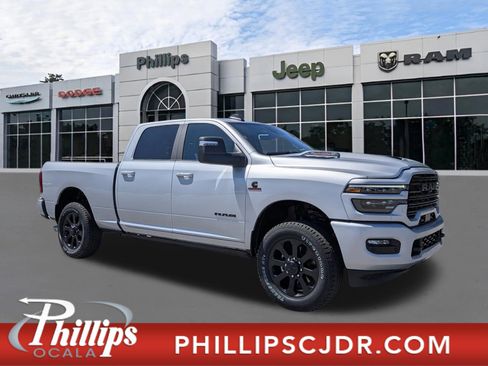 New 2026 RAM 2500 Laramie AWD/4WD image 1