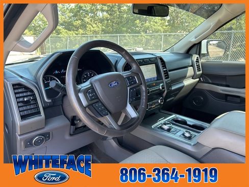 Used 2020 Ford Expedition Max XLT image 15