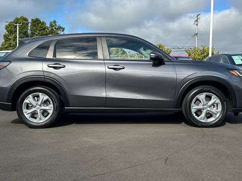 Certified 2024 Honda HR-V LX image 3