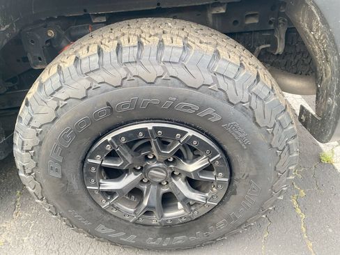 Used 2023 Ford F150 Raptor w/ Raptor 37 Performance Package AWD/4WD image 2