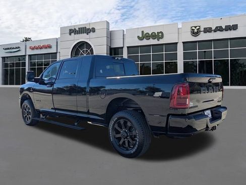 New 2026 RAM 2500 Laramie AWD/4WD image 6
