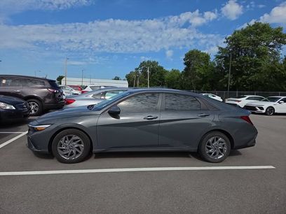 Used 2024 Hyundai Elantra SEL