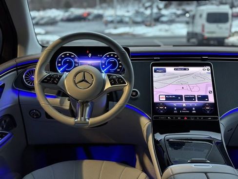 Certified 2023 Mercedes-Benz EQE 350+ 4MATIC SUV image 28