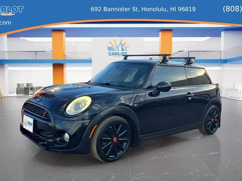 Used 2015 MINI Cooper S FWD image 1