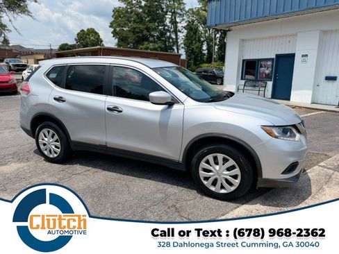 Used 2016 Nissan Rogue S FWD image 4