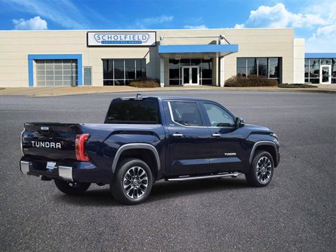 Used 2024 Toyota Tundra Limited AWD/4WD image 3