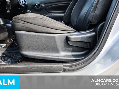 Used 2017 Nissan Versa S Plus image 21