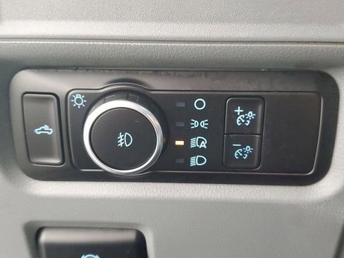 Used 2023 Ford F150 XLT image 27