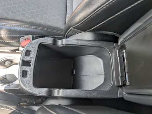 Used 2018 Jeep Compass Latitude w/ Popular Equipment Group AWD/4WD image 13