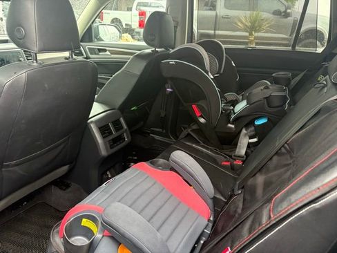 Used 2021 Volkswagen Atlas SE image 5