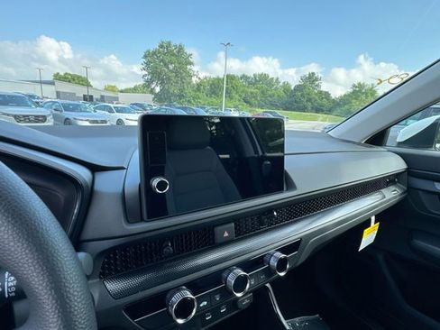 New 2026 Honda CR-V LX image 22