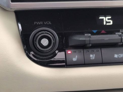 Used 2022 Toyota Tundra 1794 Edition image 22