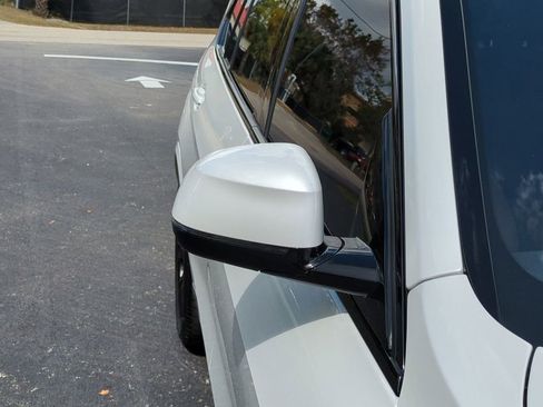 Used 2024 BMW X7 xDrive40i w/ Executive Package image 12