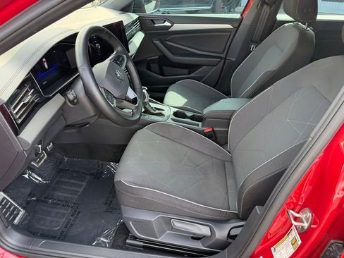 Used 2025 Volkswagen Jetta Sport FWD image 13