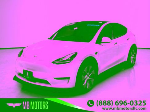 Used 2021 Tesla Model Y Long Range AWD/4WD image 1