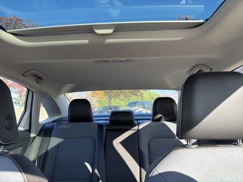 New 2025 Volkswagen Jetta SE image 17