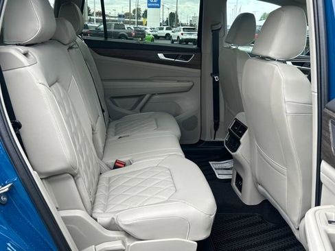 New 2026 Volkswagen Atlas SEL Premium R-Line image 10