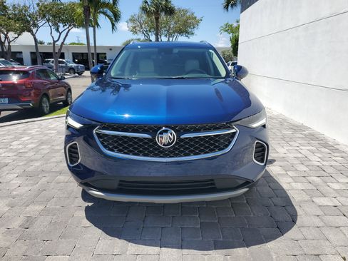 Used 2023 Buick Envision Avenir FWD image 2