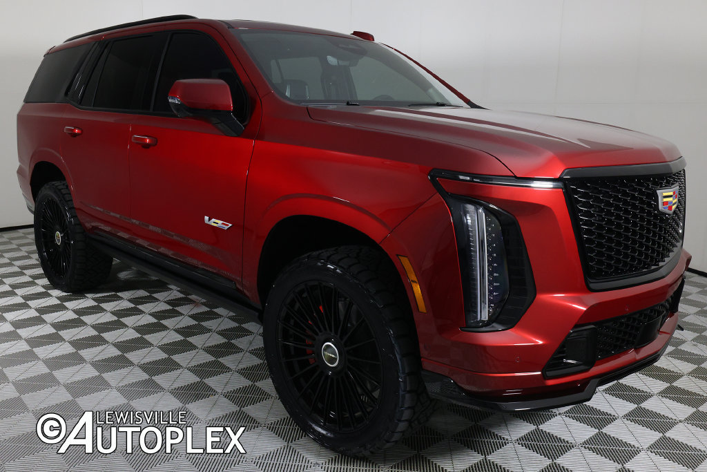 Used 2026 Cadillac Escalade V AWD/4WD image 3