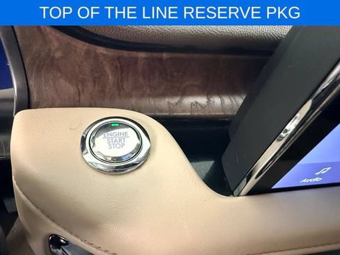 Used 2023 Lincoln Aviator Reserve w/ Equipment Group 201A RWD image 24