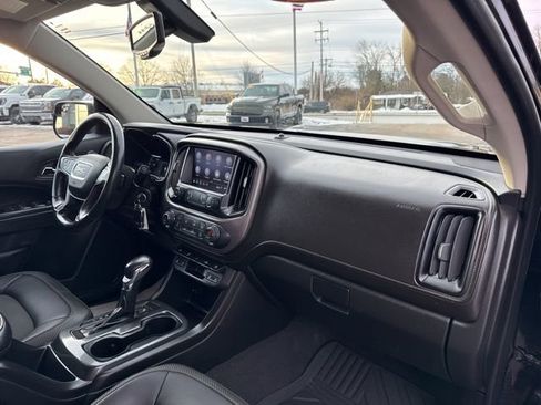 Used 2022 GMC Canyon AT4 image 27